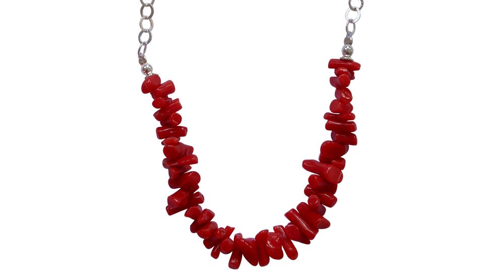 Corsica necklace in Mediterranean red coral with a silver chain